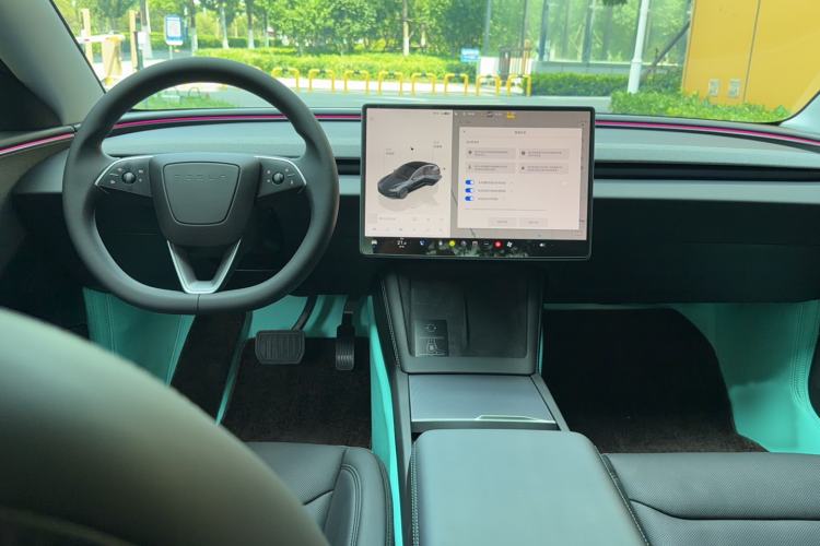 Used Tesla Model 3 2025 Rear-Wheel-Drive Version Center Console