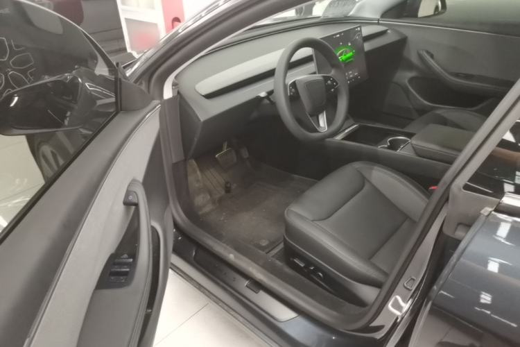 Used Tesla Model 3 2025 Rear-Wheel-Drive Version Driver Seat