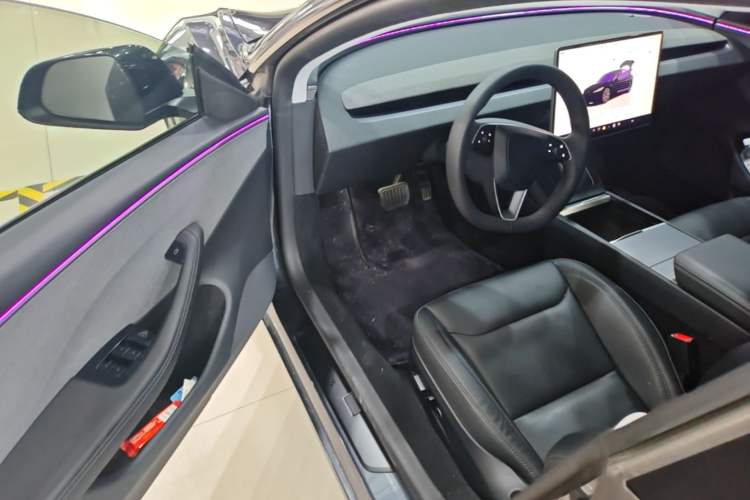 Used Tesla Model 3 2025 Rear-Wheel-Drive Version Driver Seat
