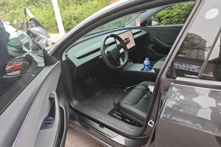 Used Tesla Model 3 2025 Rear-Wheel-Drive Version Driver Seat