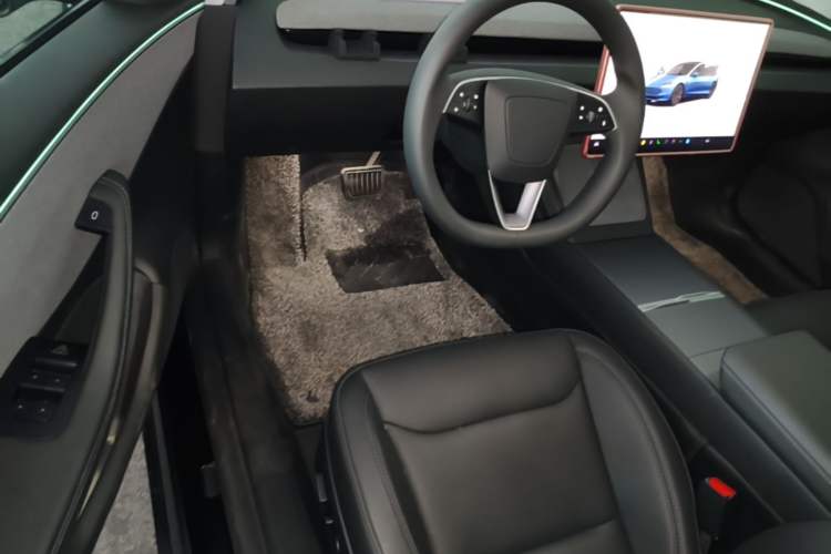 Used Tesla Model 3 2025 Rear-Wheel-Drive Version Driver Seat
