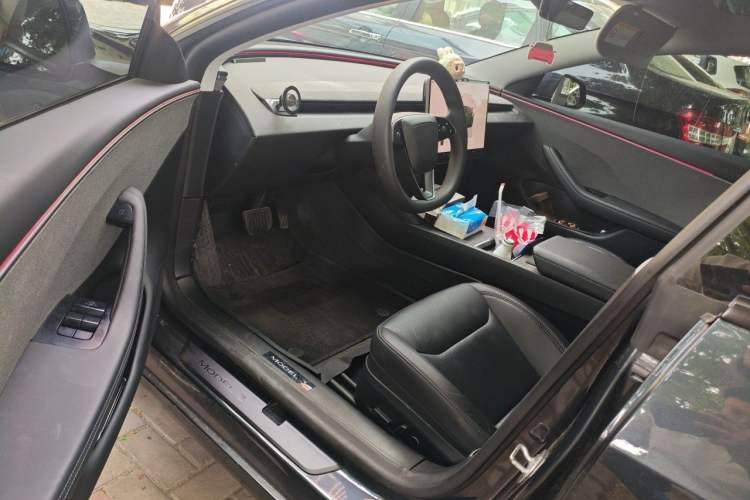 Used Tesla Model 3 2025 Rear-Wheel-Drive Version Driver Seat