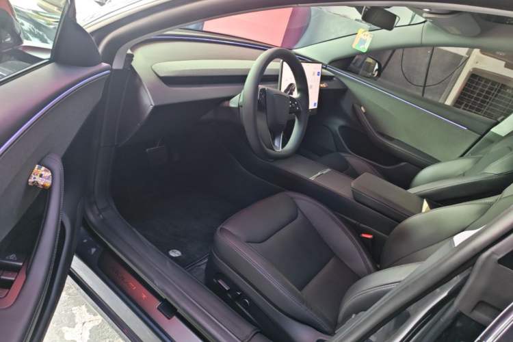 Used Tesla Model 3 2025 Rear-Wheel-Drive Version Driver Seat