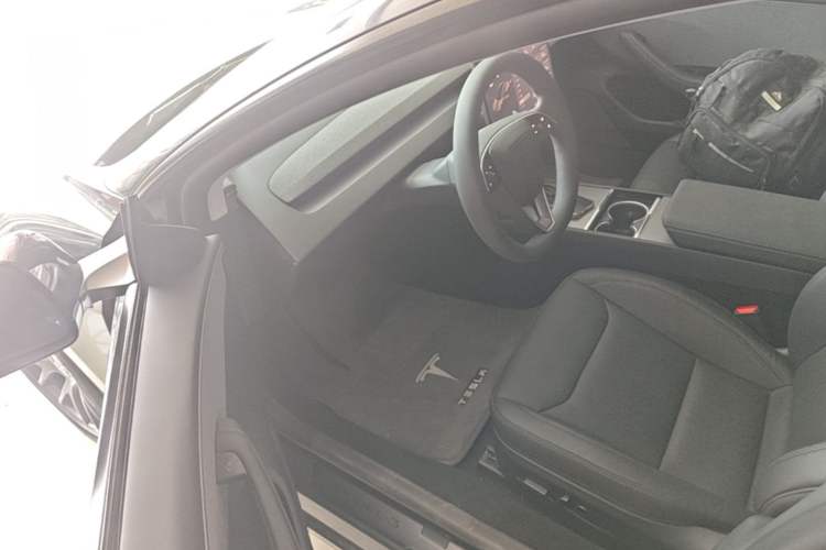 Used Tesla Model 3 2025 Rear-Wheel-Drive Version Driver Seat