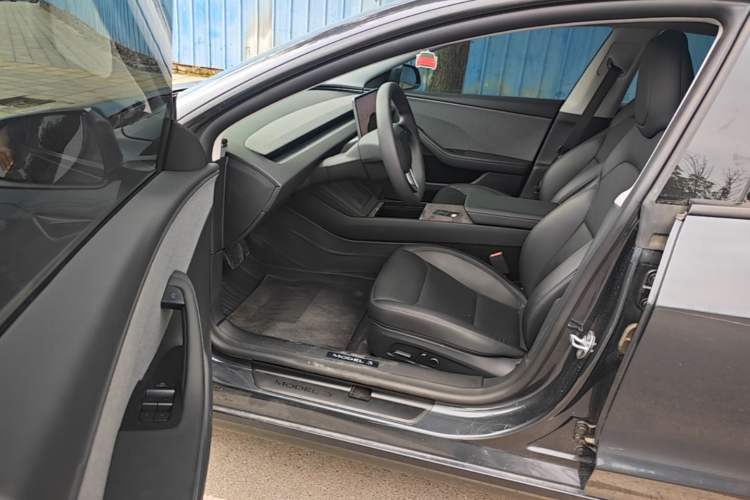 Used Tesla Model 3 2025 Rear-Wheel-Drive Version Driver Seat