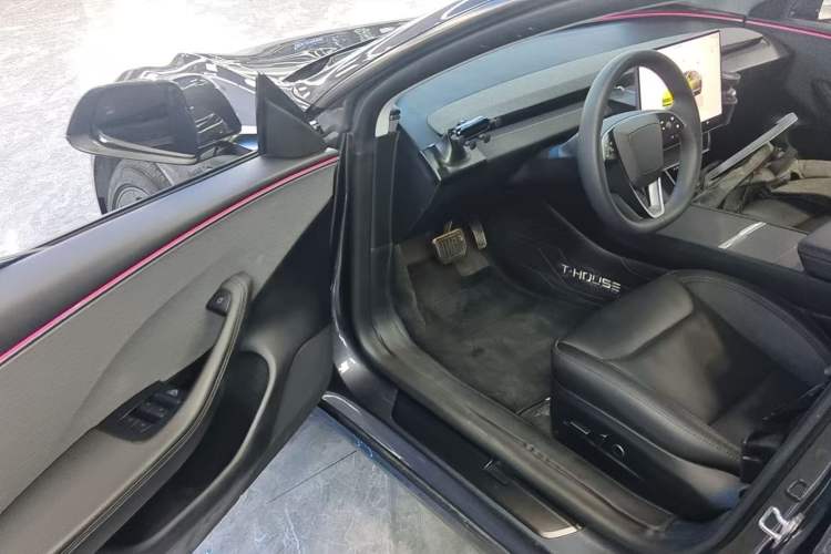 Used Tesla Model 3 2025 Model Revised Rear-Wheel-Drive Version Driver Seat