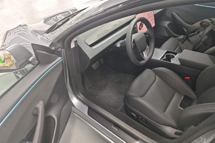 Used Tesla Model 3 2025 Model Revised High-Performance All-Wheel-Drive Version Driver Seat