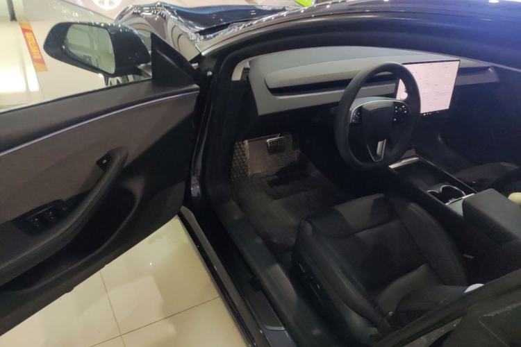 Used Tesla Model 3 2025 Rear-Wheel-Drive Version Driver Seat