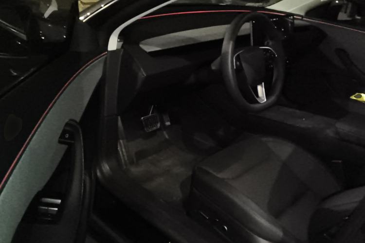 Used Tesla Model 3 2025 Rear-Wheel-Drive Version Driver Seat