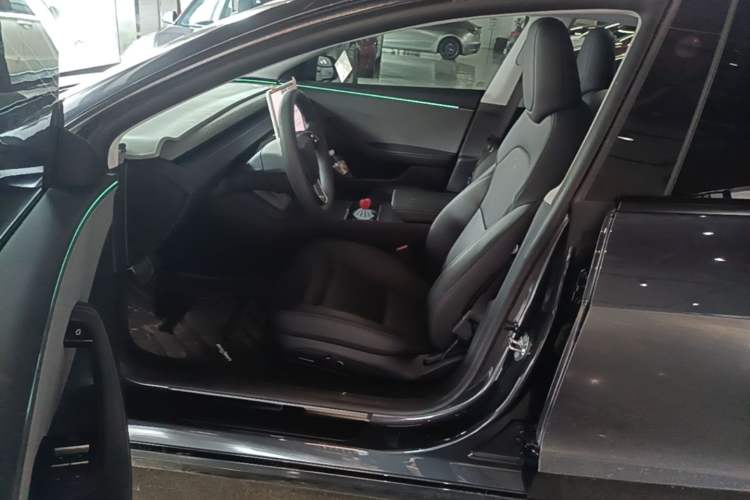Used Tesla Model 3 2025 Rear-Wheel-Drive Version Driver Seat