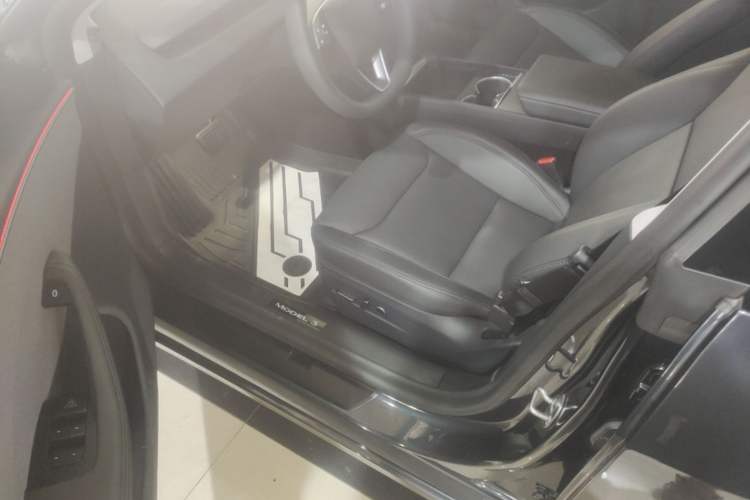 Used Tesla Model 3 2025 Rear-Wheel-Drive Version Driver Seat