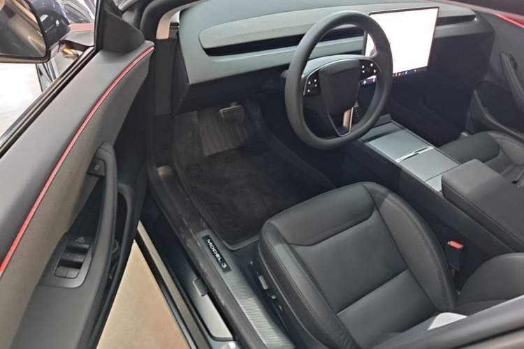 Used Tesla Model 3 2025 Rear-Wheel-Drive Version Driver Seat