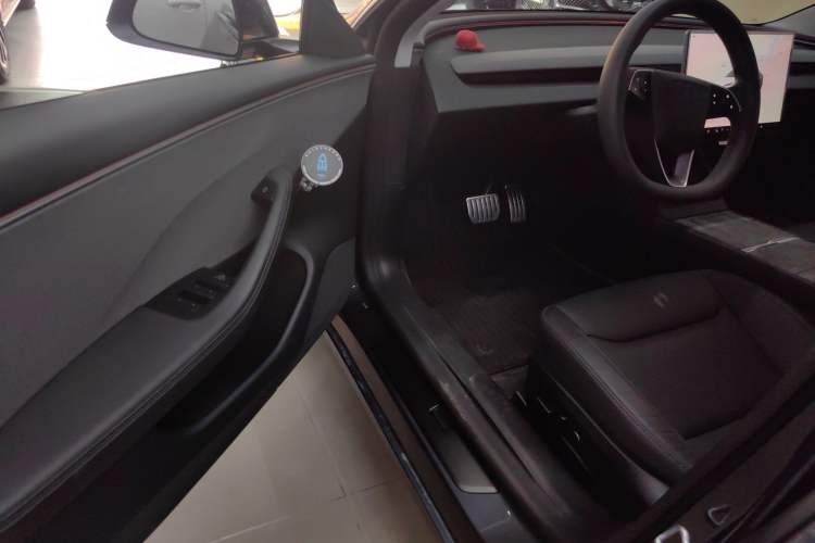 Used Tesla Model 3 2025 Rear-Wheel-Drive Version Driver Seat