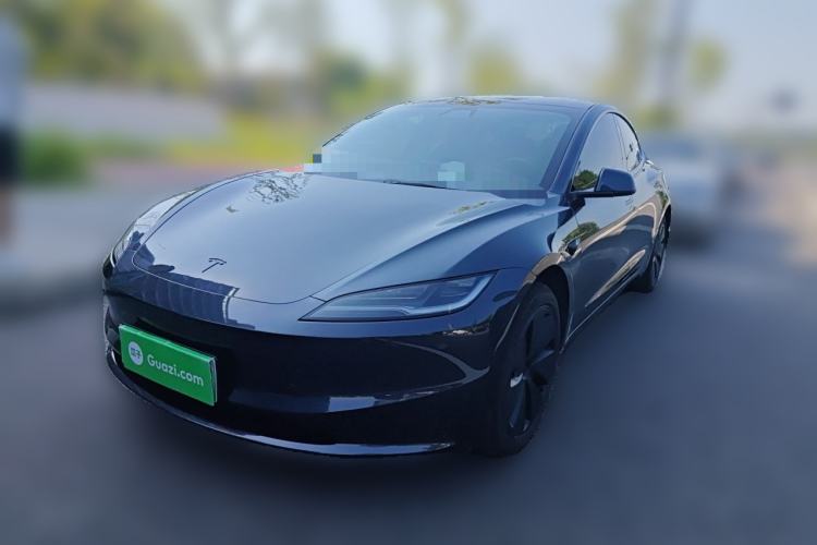 Tesla Model 3 2025 Rear-Wheel-Drive Version