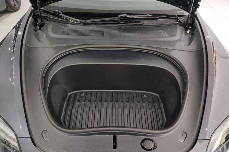 Used Tesla Model 3 2025 Model Revised Rear-Wheel-Drive Version Engine Bay