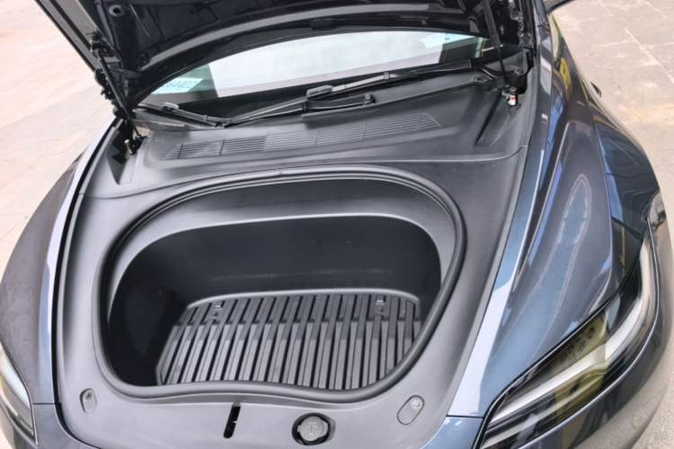 Used Tesla Model 3 2025 Rear-Wheel-Drive Version Engine Bay