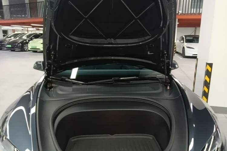 Used Tesla Model 3 2025 Model Revised Rear-Wheel-Drive Version Engine Bay