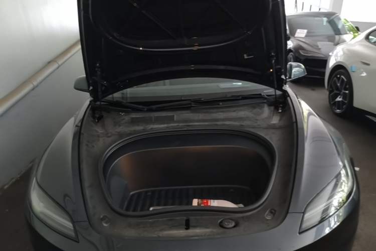 Used Tesla Model 3 2025 Rear-Wheel-Drive Version Engine Bay