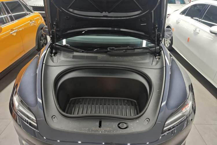 Used Tesla Model 3 2025 Model Revised Rear-Wheel-Drive Version Engine Bay