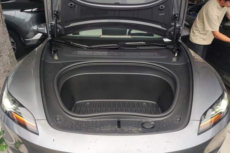 Used Tesla Model 3 2025 Model Long-Range Rear-Wheel-Drive Version Engine Bay
