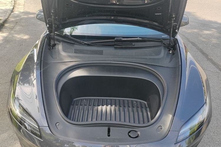 Used Tesla Model 3 2025 Rear-Wheel-Drive Version Engine Bay
