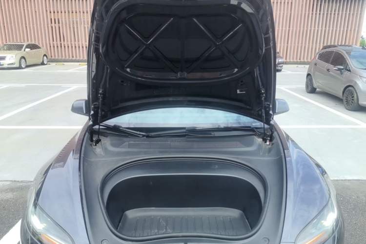 Used Tesla Model 3 2025 Rear-Wheel-Drive Version Engine Bay