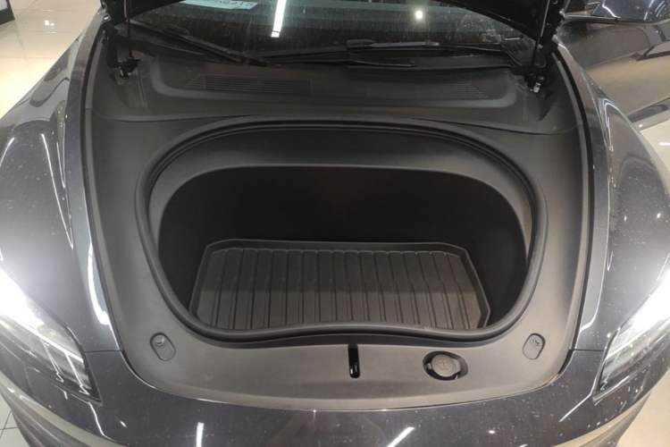 Used Tesla Model 3 2025 Rear-Wheel-Drive Version Engine Bay