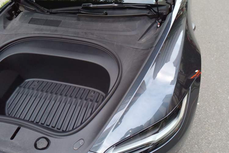 Used Tesla Model 3 2025 Model Revised Rear-Wheel-Drive Version Engine Bay Left