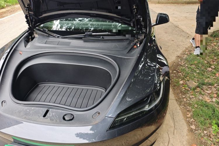 Used Tesla Model 3 2025 Rear-Wheel-Drive Version Engine Bay Left
