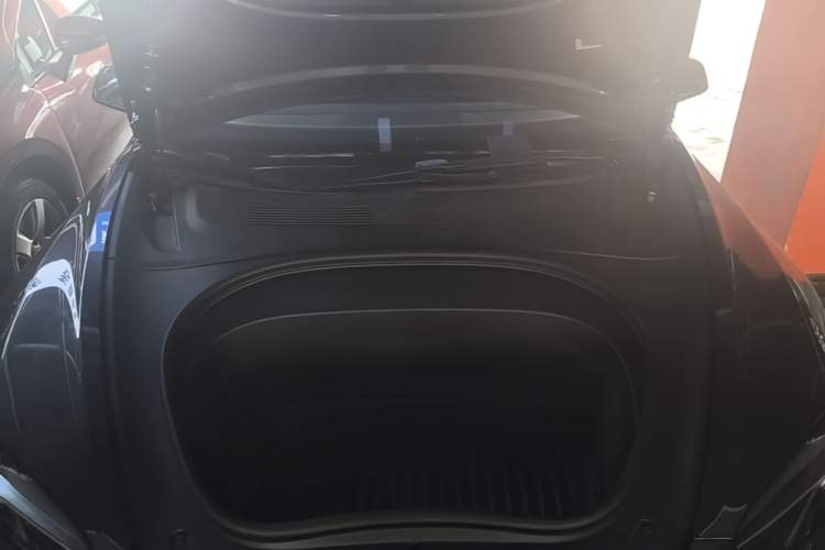 Used Tesla Model 3 2025 Rear-Wheel-Drive Version Engine Bay