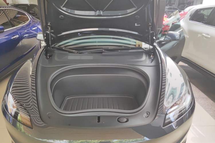 Used Tesla Model 3 2025 Rear-Wheel-Drive Version Engine Bay