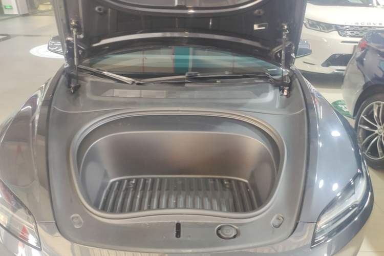 Used Tesla Model 3 2025 Rear-Wheel-Drive Version Engine Bay