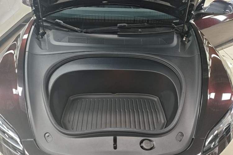 Used Tesla Model 3 2025 Rear-Wheel-Drive Version Engine Bay
