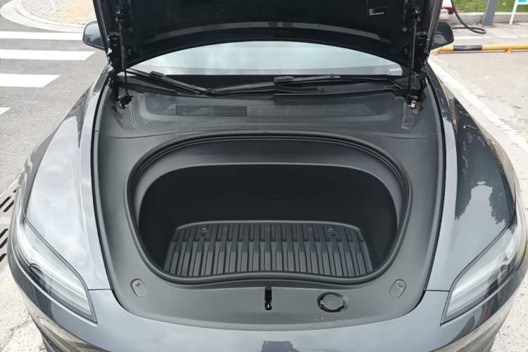 Used Tesla Model 3 2025 Rear-Wheel-Drive Version Engine Bay