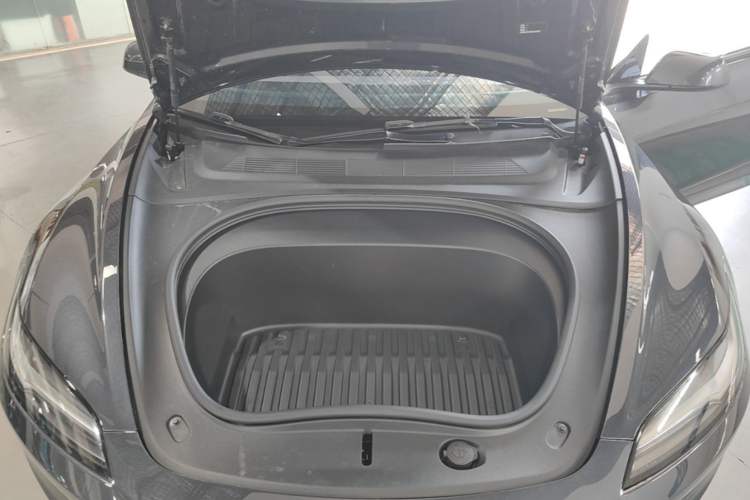 Used Tesla Model 3 2025 Rear-Wheel-Drive Version Engine Bay