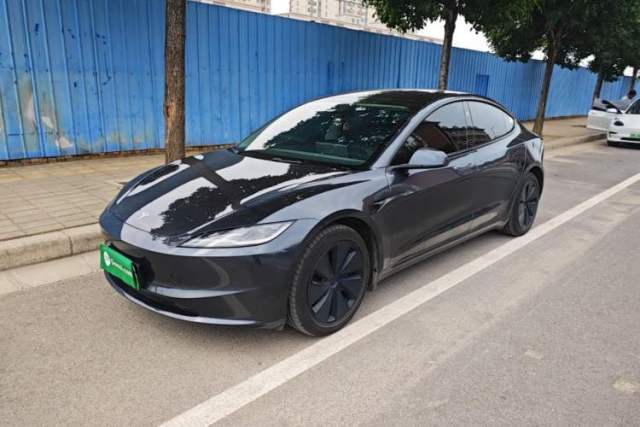 Used Tesla Model 3 2025 Rear-Wheel-Drive Version