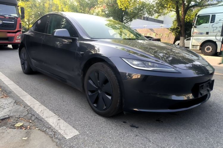 Used Tesla Model 3 2025 Rear-Wheel-Drive Version Exterior 1