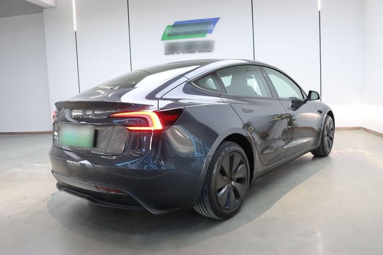 Used Tesla Model 3 2025 Rear-Wheel-Drive Version Exterior 1