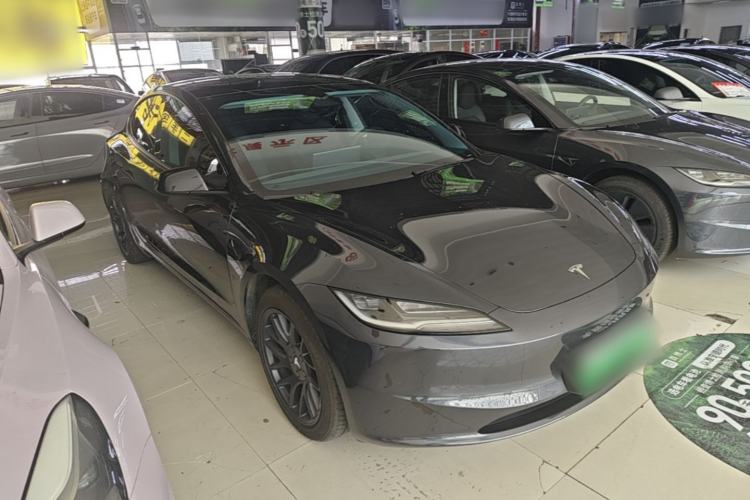 Used Tesla Model 3 2025 Rear-Wheel-Drive Version Exterior 1