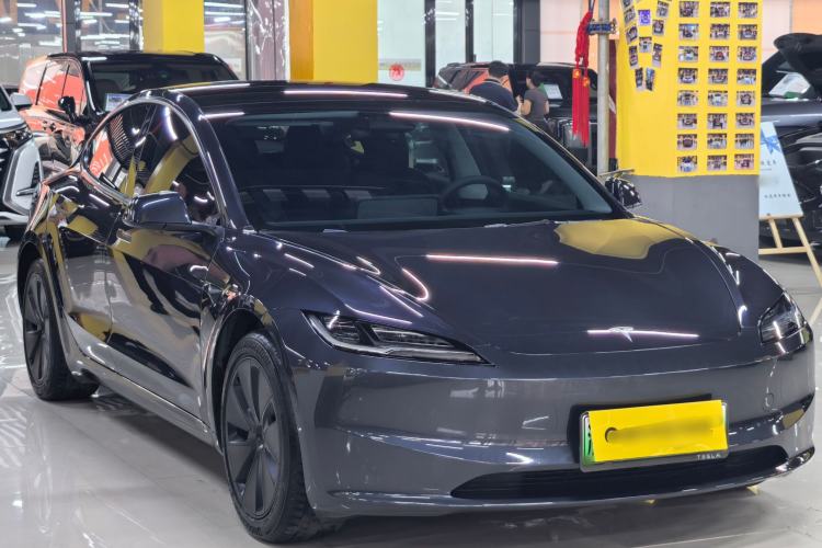 Used Tesla Model 3 2025 Rear-Wheel-Drive Version Exterior 1