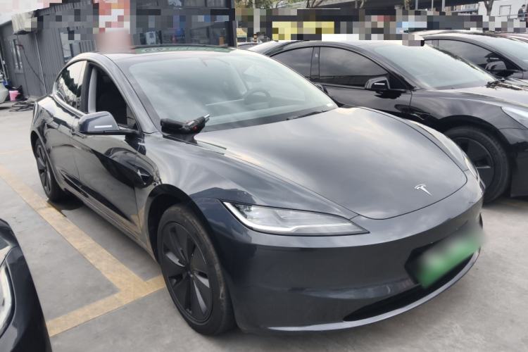 Used Tesla Model 3 2025 Rear-Wheel-Drive Version Exterior 1