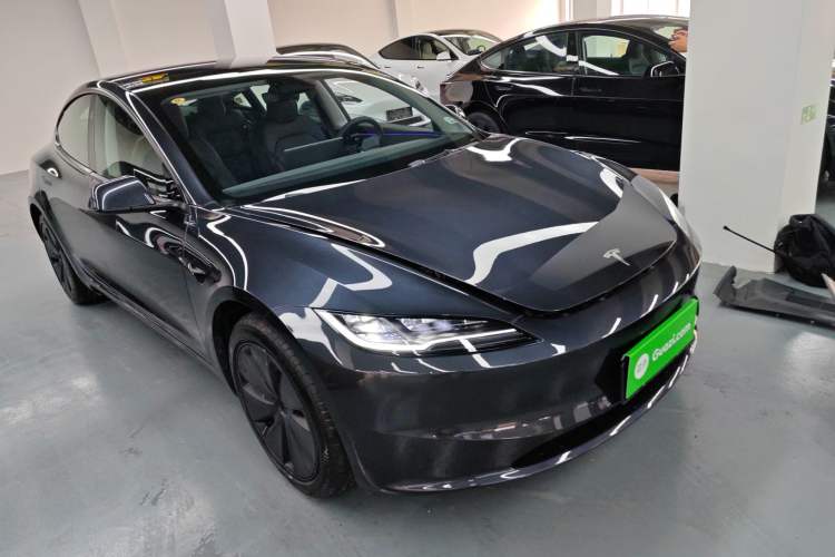 Used Tesla Model 3 2025 Rear-Wheel-Drive Version Exterior 1