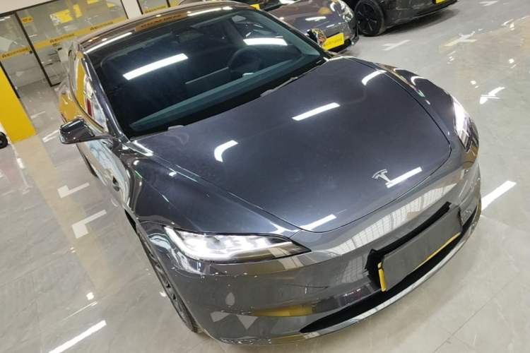 Used Tesla Model 3 2025 Rear-Wheel-Drive Version Exterior 1