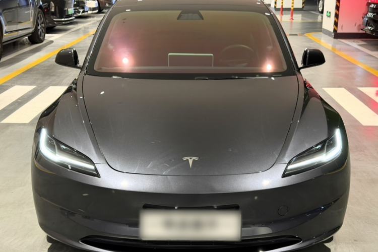 Used Tesla Model 3 2025 Rear-Wheel-Drive Version Exterior 2