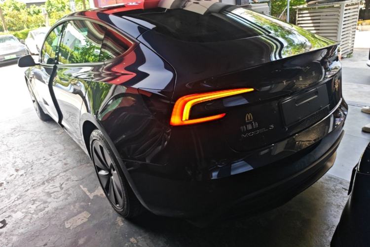 Used Tesla Model 3 2025 Rear-Wheel-Drive Version Exterior 2