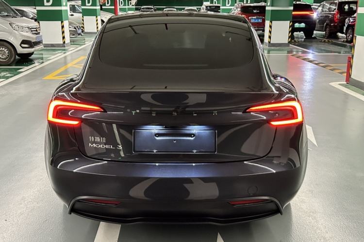Used Tesla Model 3 2025 Rear-Wheel-Drive Version Exterior 2
