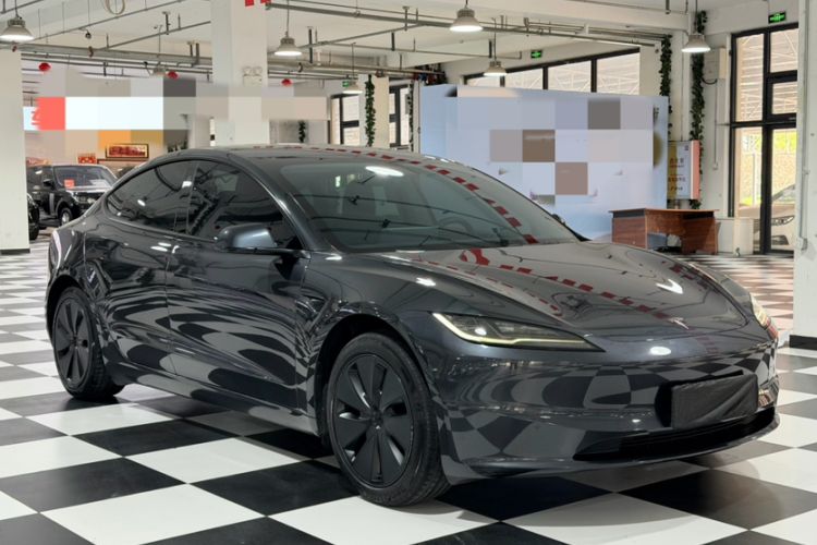 Used Tesla Model 3 2025 Rear-Wheel-Drive Version Exterior 2