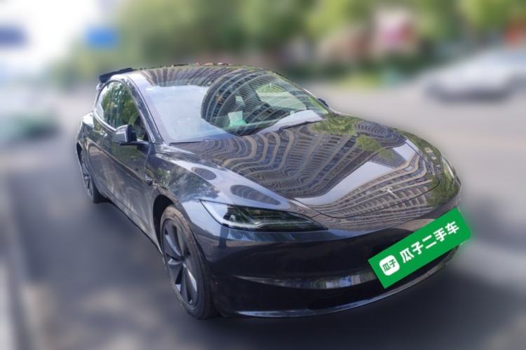 Used Tesla Model 3 2025 Rear-Wheel-Drive Version Exterior 2