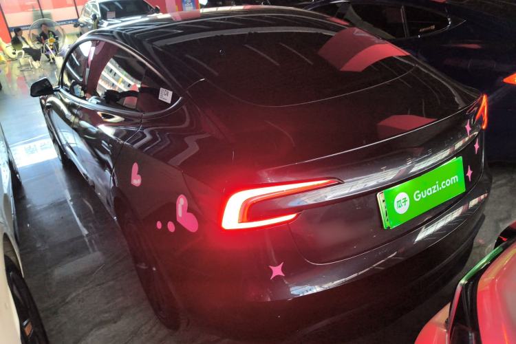 Used Tesla Model 3 2025 Rear-Wheel-Drive Version Exterior 2