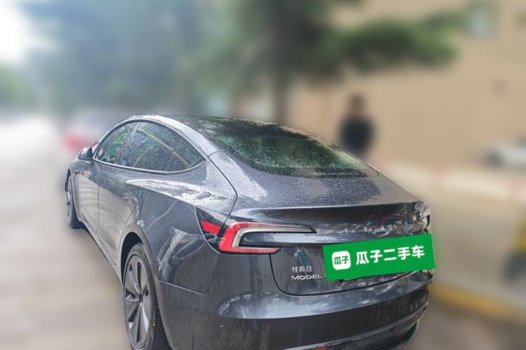 Used Tesla Model 3 2025 Long-Range All-Wheel-Drive Version Exterior 3
